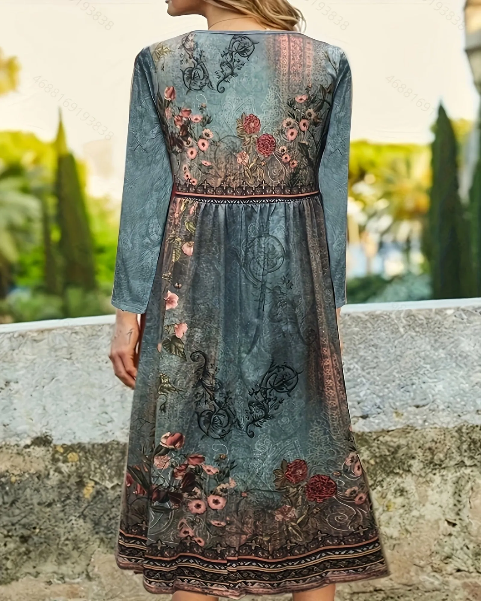 Celeste – Effortless Floral Print Midi Dress with Long Sleeves