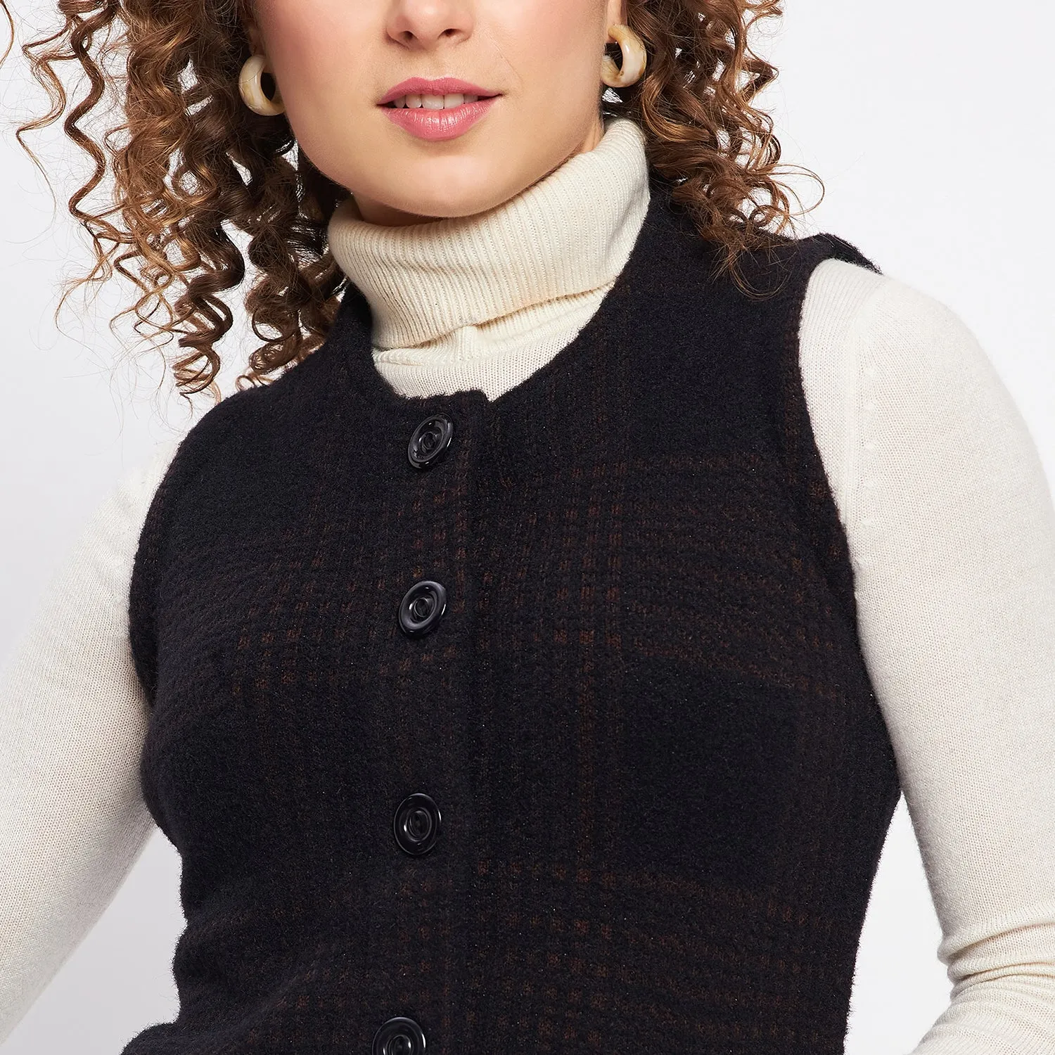 Duke Stardust Women Sleeveless Self Design Cardigan (LQS9783)