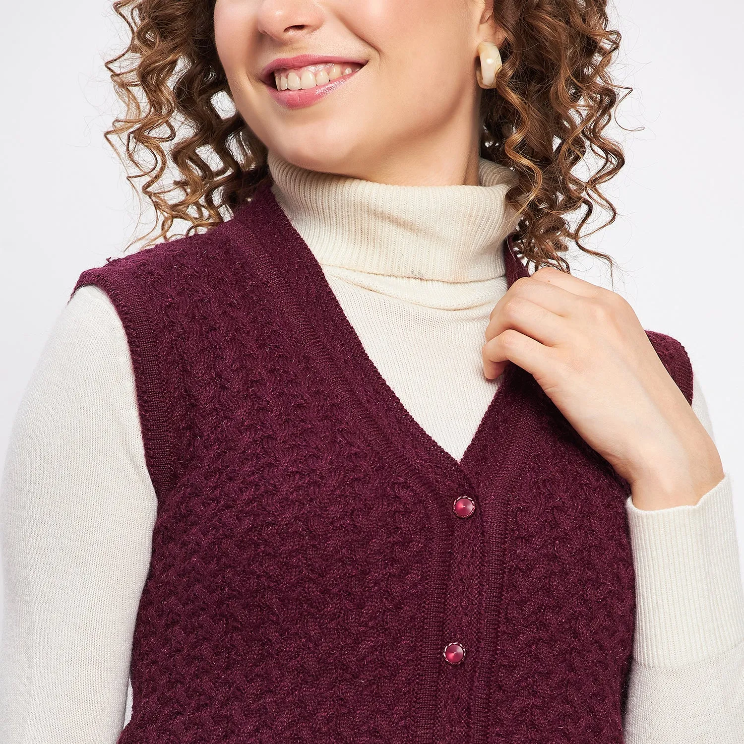 Duke Stardust Women Sleeveless Self Design Cardigan (LQS9788)