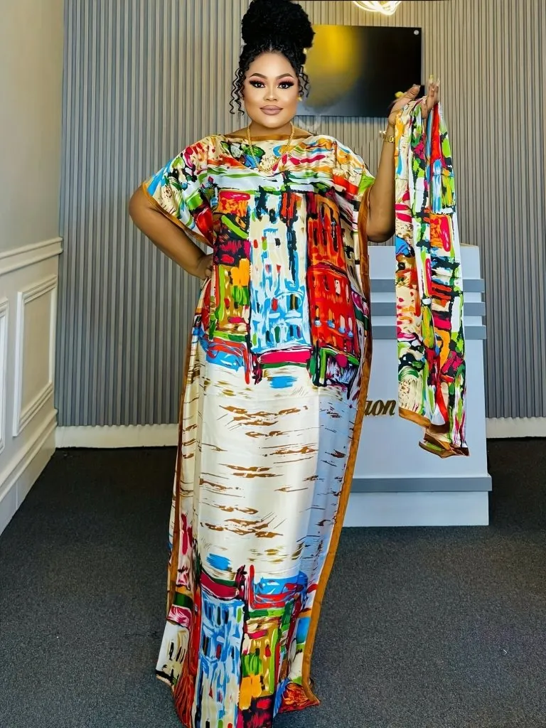 Elegant Plus Size Abstract Kaftan Maxi Dress – Flowy Batwing Sleeves & Timeless Chic