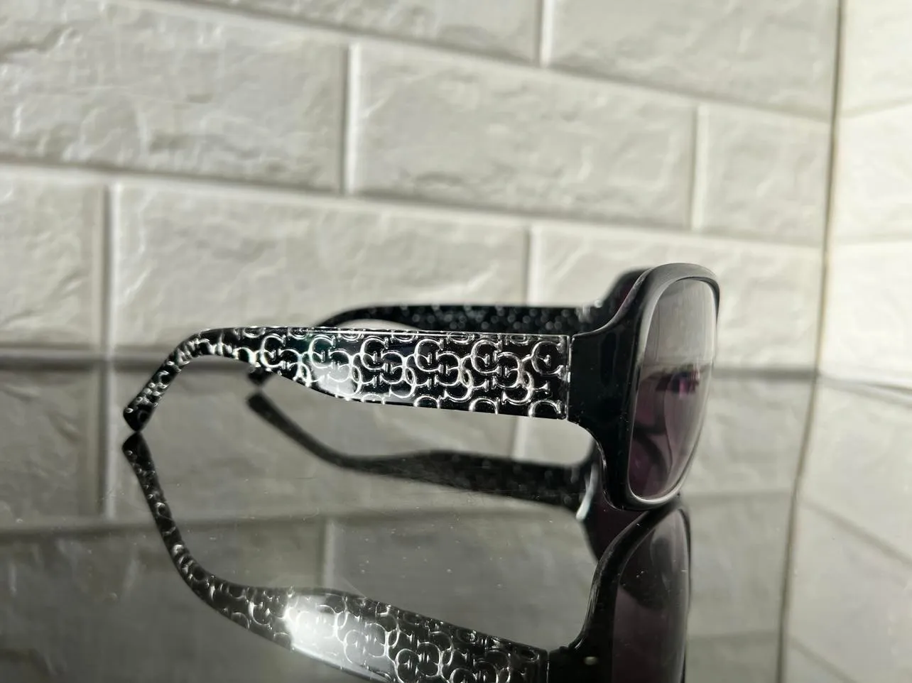 New Designer Rep. Sunglasses, 400 UV Protection! Stylish Gradient Lenses! Black-Silver