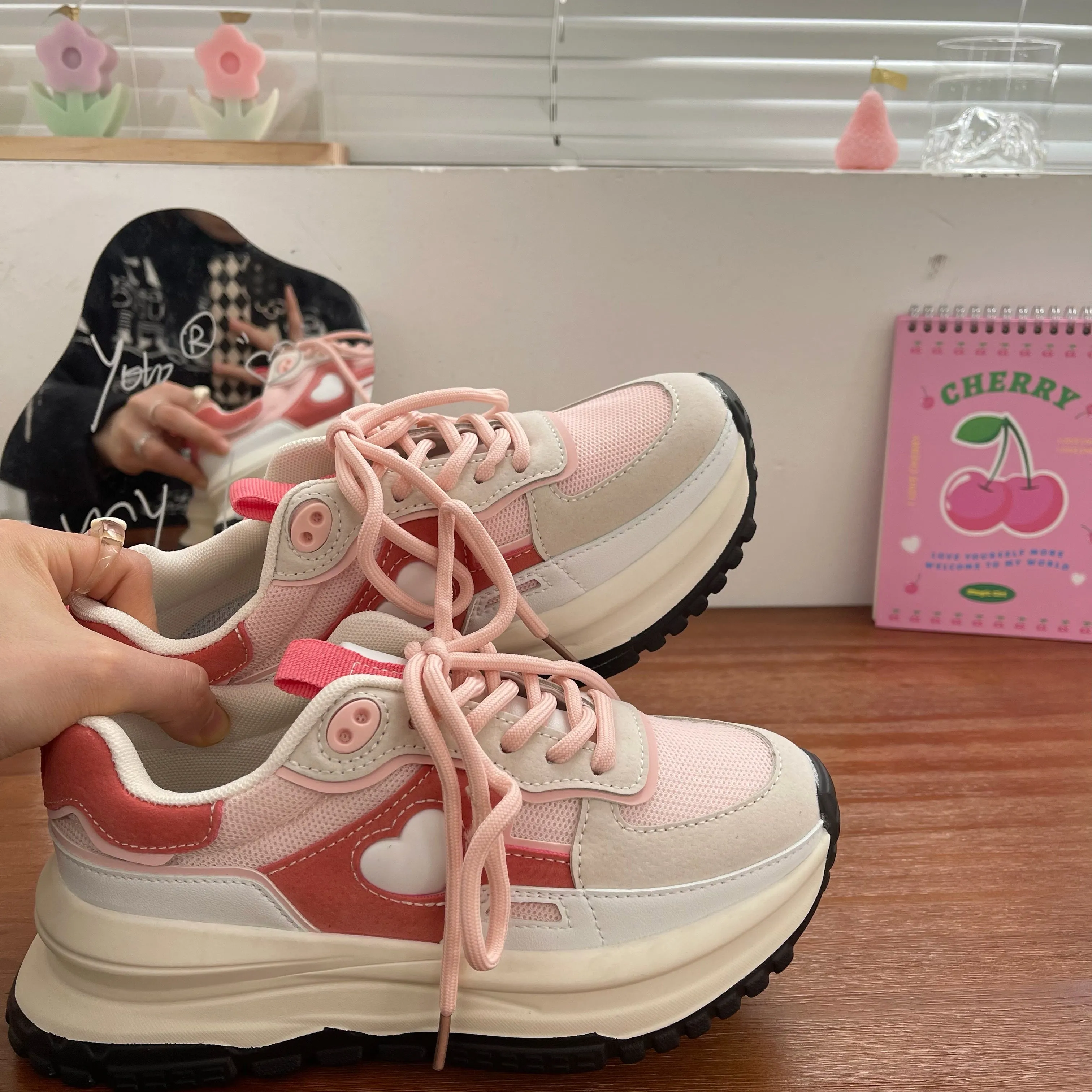 STRAWBERRY PINK SNEAKERS KF82705