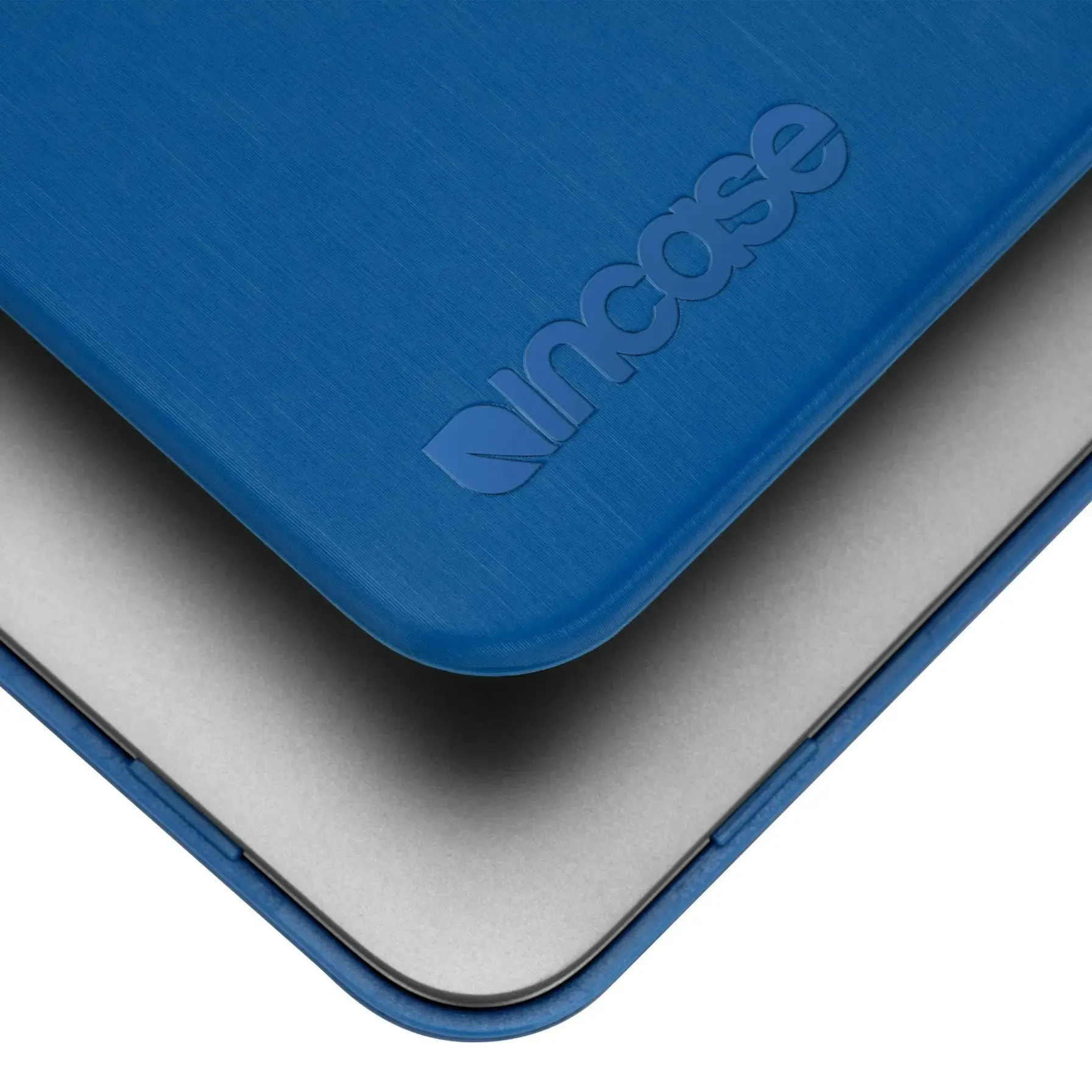 Textured Hardshell in D3 Horizontal Brush for 13" MacBook Pro (2020)