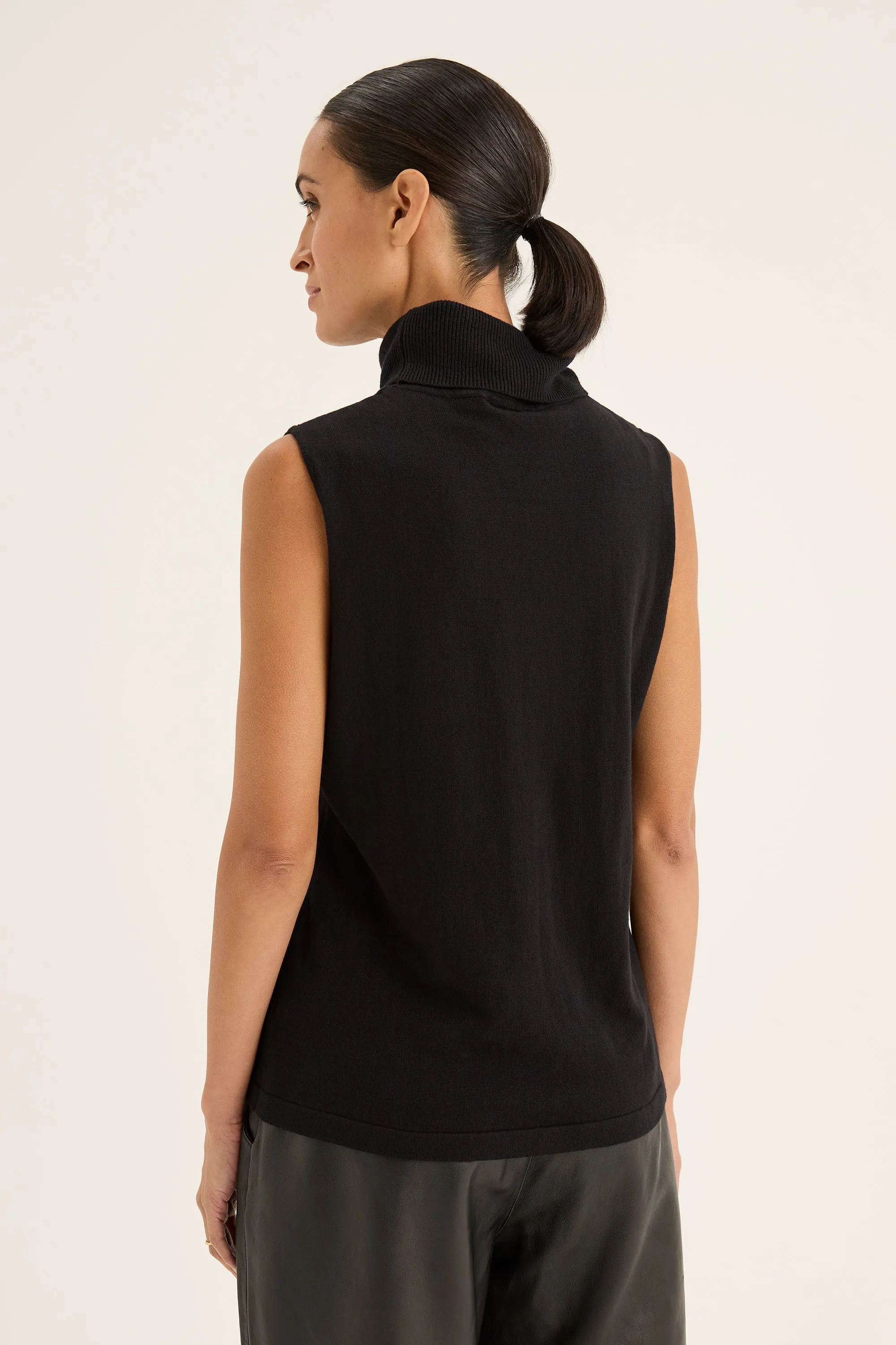 tranquil knit vest (ytwn7677)