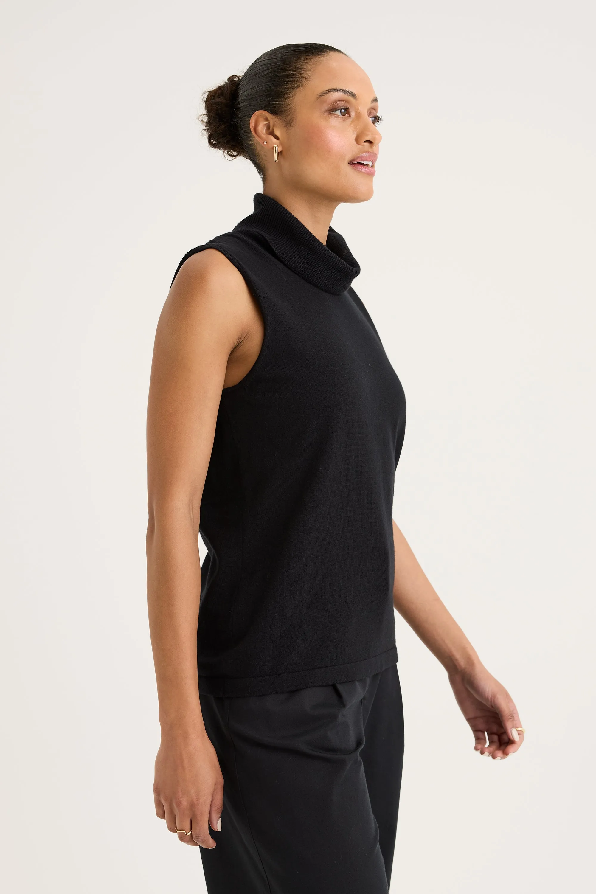 tranquil knit vest (ytwn7677)